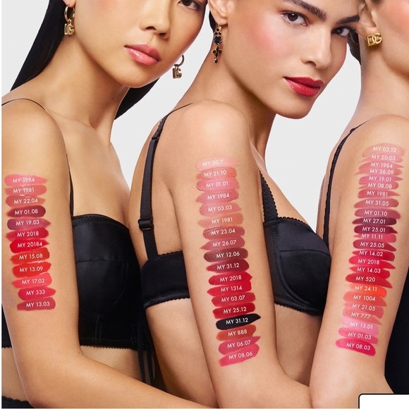 My Juicy Sheer Lip Stylo
Dolce&Gabbana Multi Colors - Picture 4 of 4